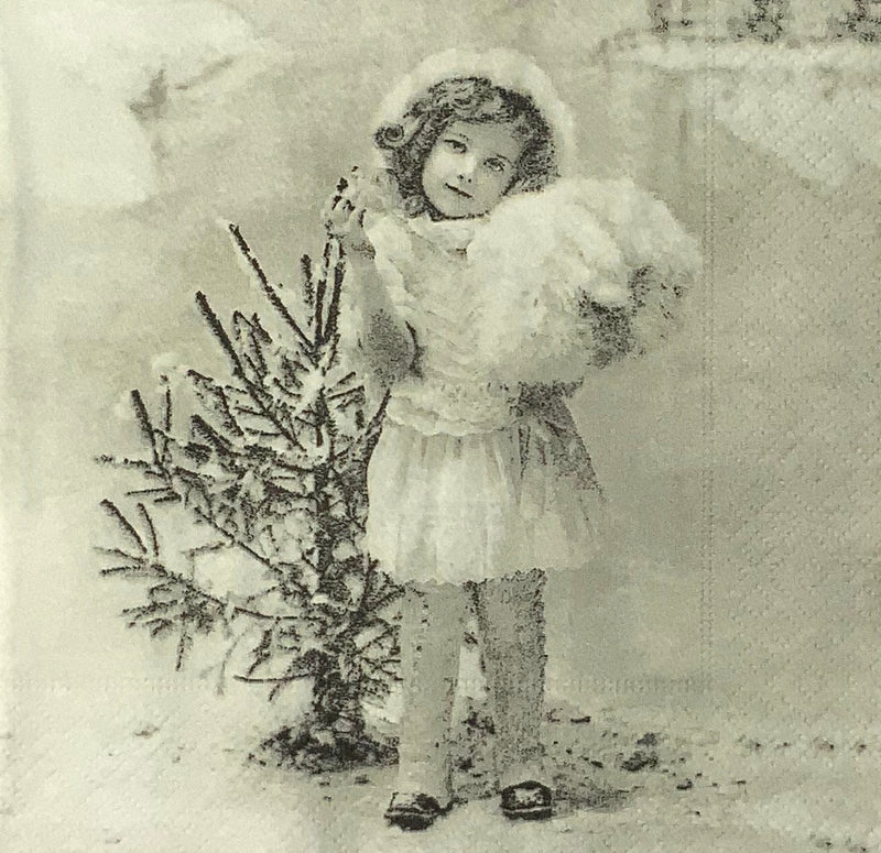 Chica con árbol de Navidad